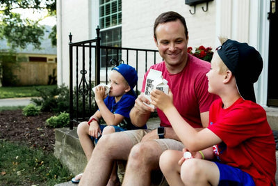 Dad’s Guide to Easy Nutritious Snacks – Creative Ideas & On-The-Go Options
