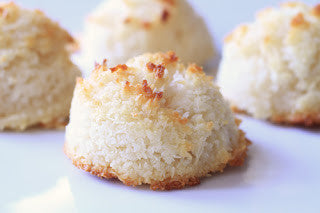 5 Ingredient, Simple Coconut Macaroons Recipe